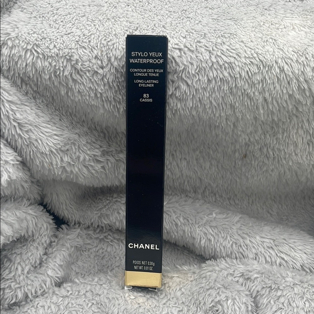 Chanel Long-Lasting Eyeliner in Cassis